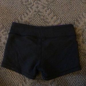 Ivivva Bottoms - Reversible quilt spandex Ivivva Bottoms - Reversible quilt spandex